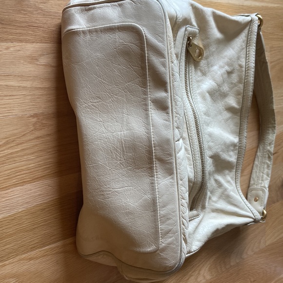 Marc by Marc Jacobs off-white or cream, large, leather handbag, VGUC. - Picture 3 of 10